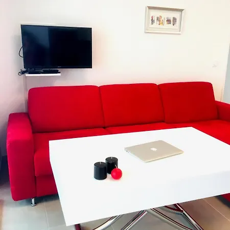 Apartamento A Terrasse Ensoleillee & Parking A La Gare Du Sud *